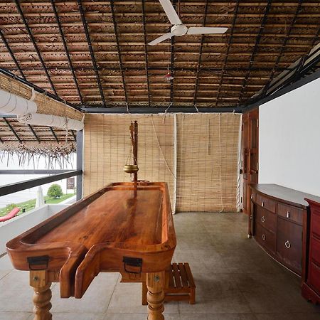 Stayvista At The Rain - River Villa With Infinity Pool Alappuzha Eksteriør billede