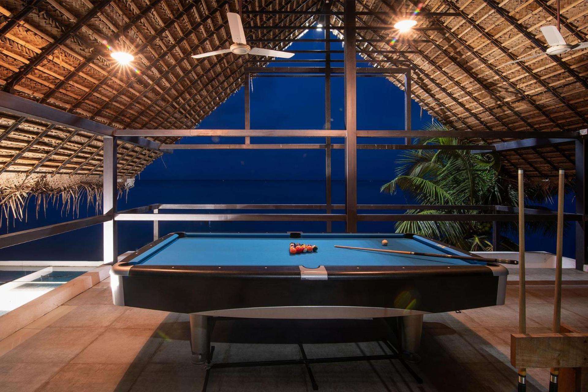 Stayvista At The Rain - River Villa With Infinity Pool Alappuzha Eksteriør billede