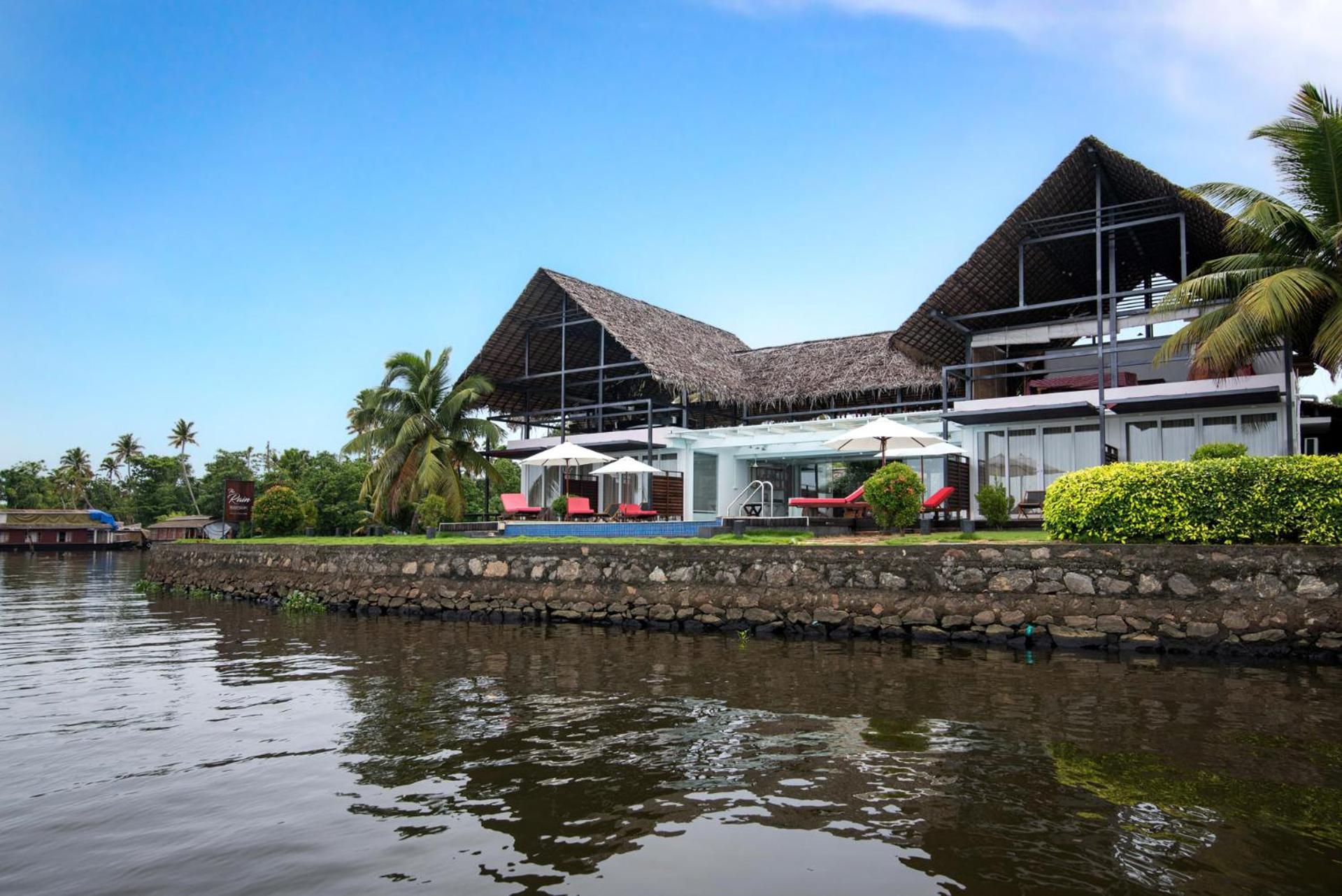Stayvista At The Rain - River Villa With Infinity Pool Alappuzha Eksteriør billede