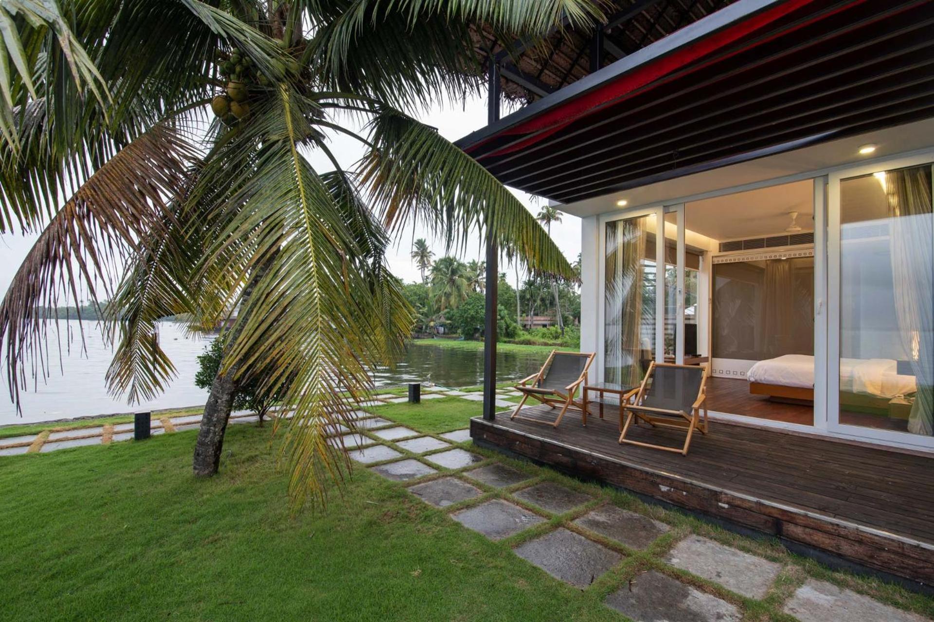 Stayvista At The Rain - River Villa With Infinity Pool Alappuzha Eksteriør billede